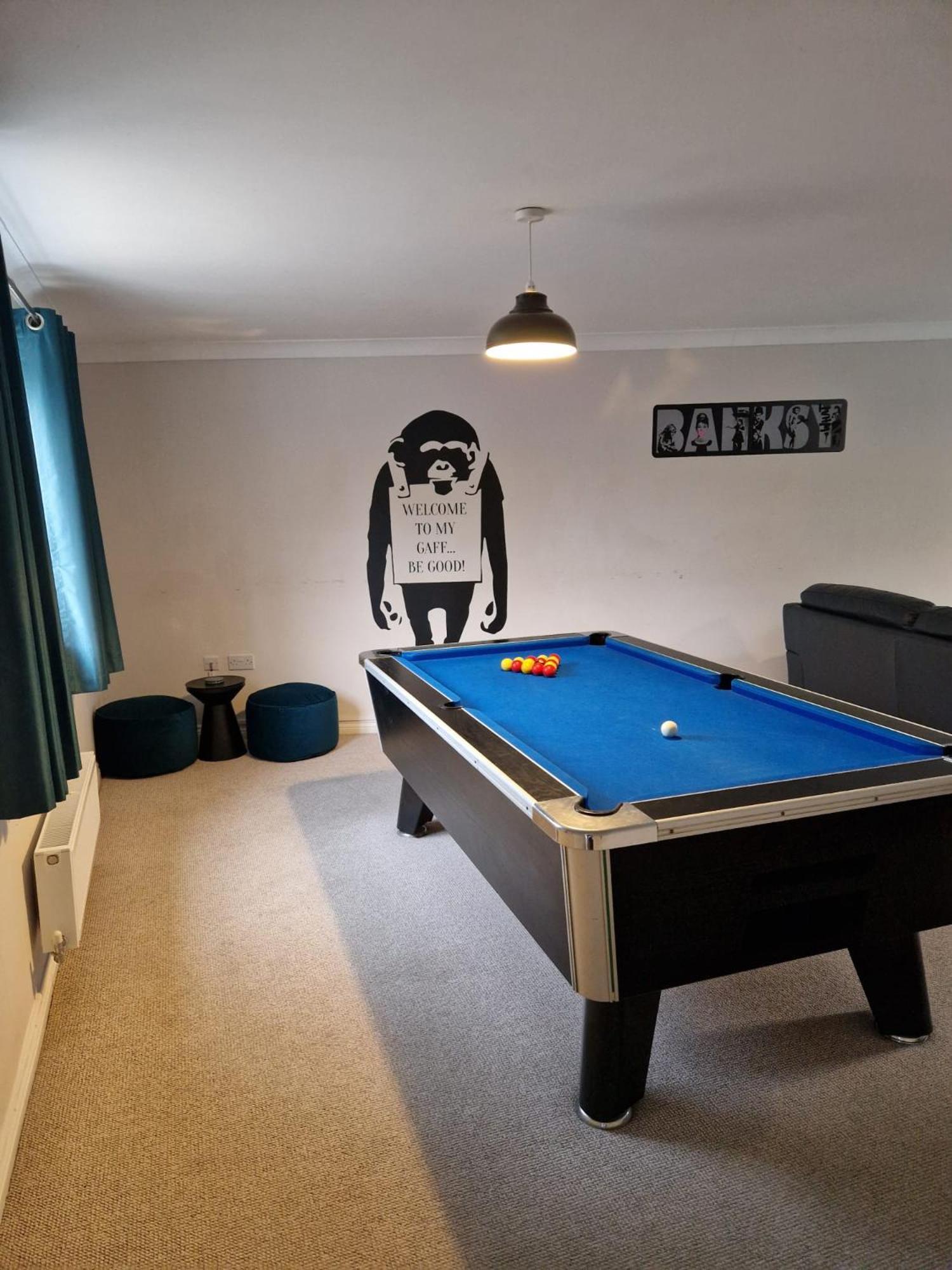 Hereford - Finch House - Modern 4 Bedroom House Located In South Hereford, Dog Friendly With Nearby Countryside, Pool Table, Sleeps Up To 10 Guests - Hosted By Rentmyhouse Exterior photo